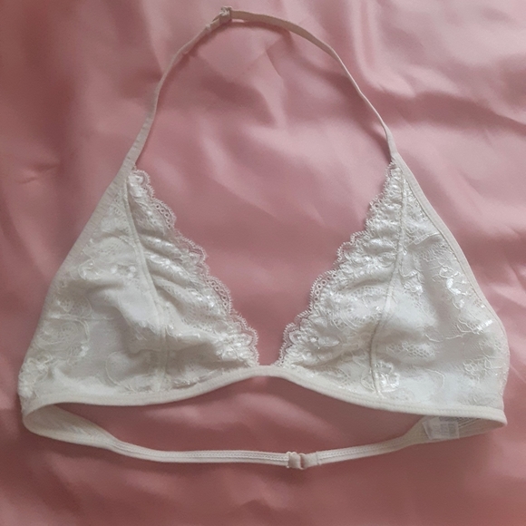 lace bralette around neck